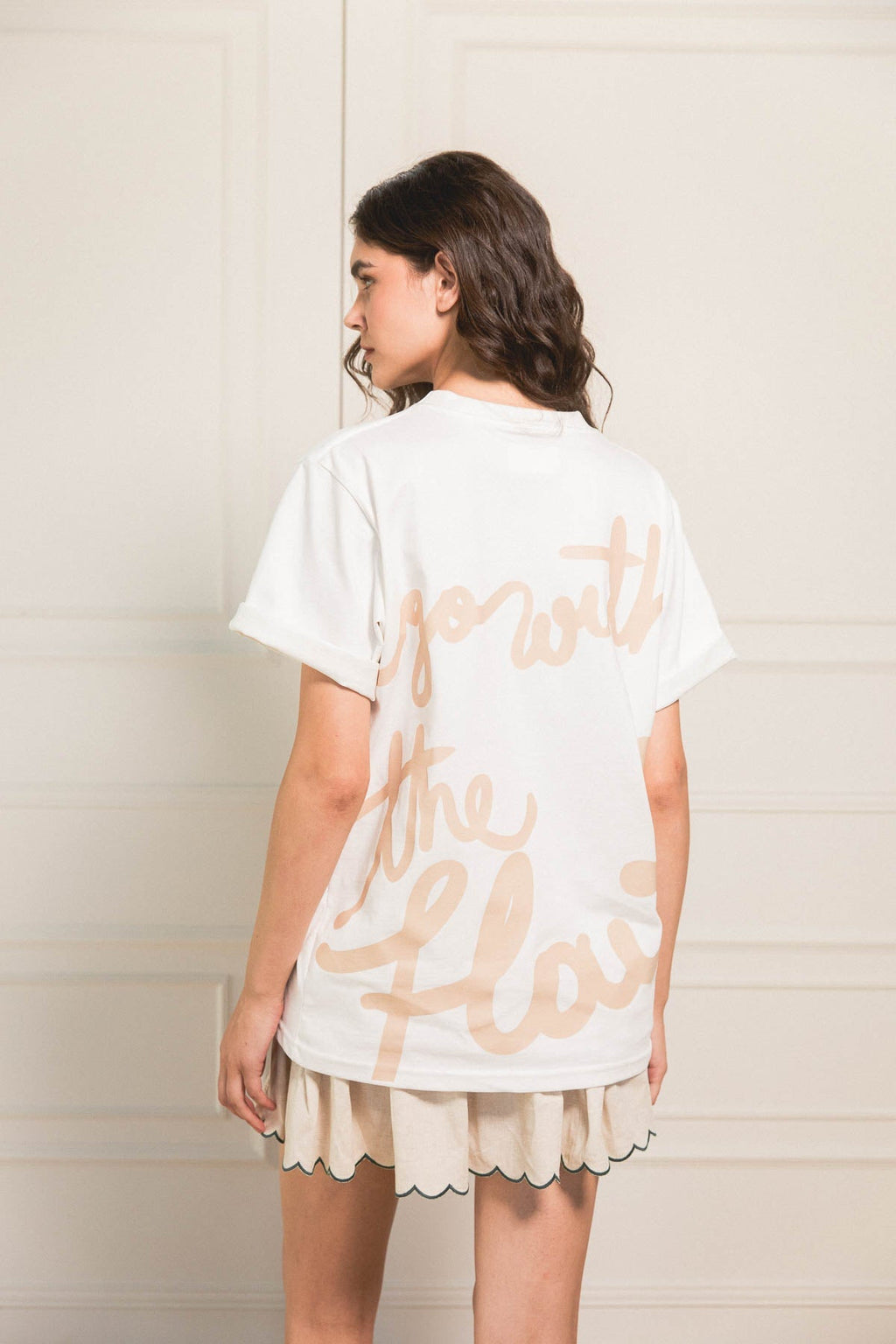 Camiseta Go With The Flow Camel