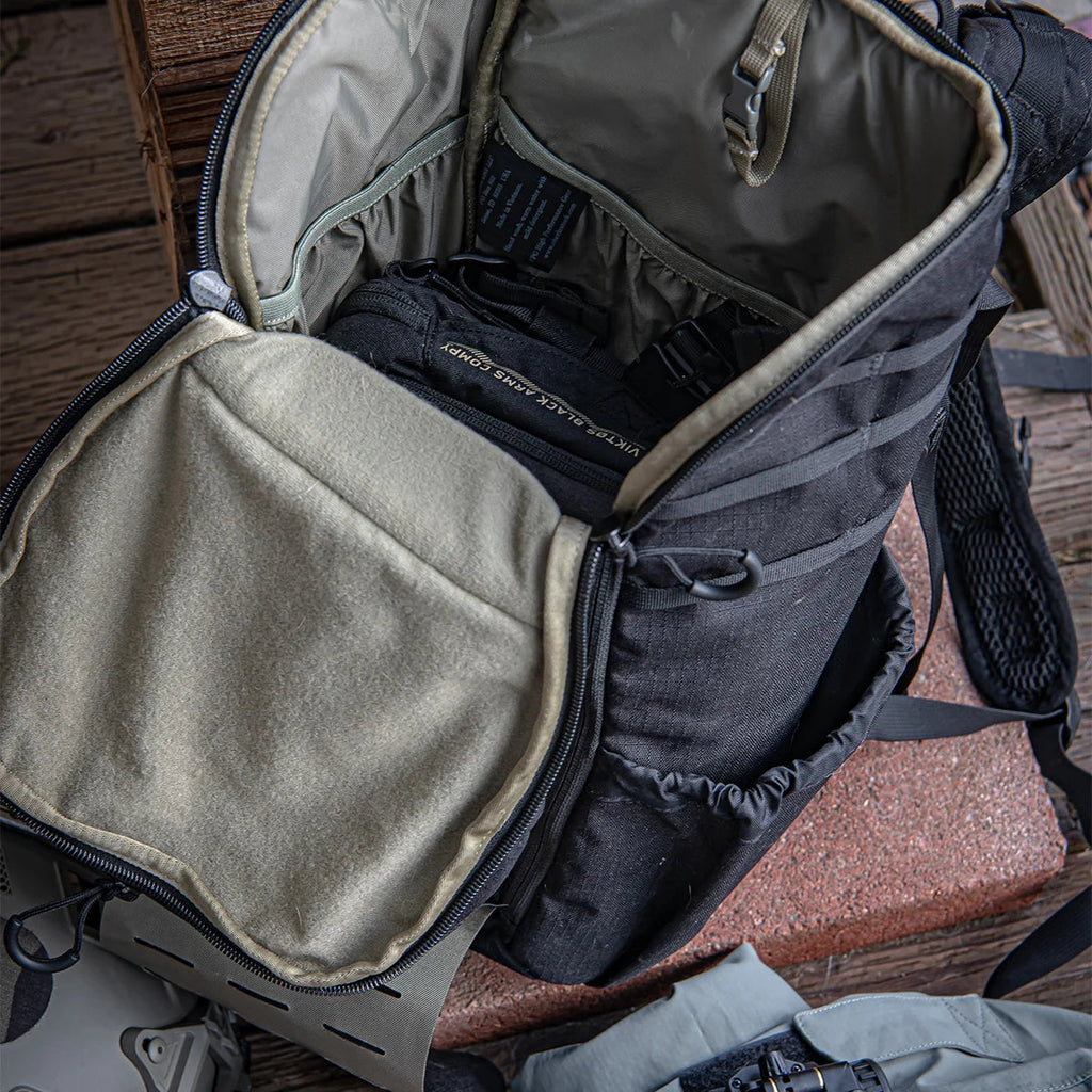 Eberlestock Bandit | Lightweight EDC Bag w/ Hydration Carry