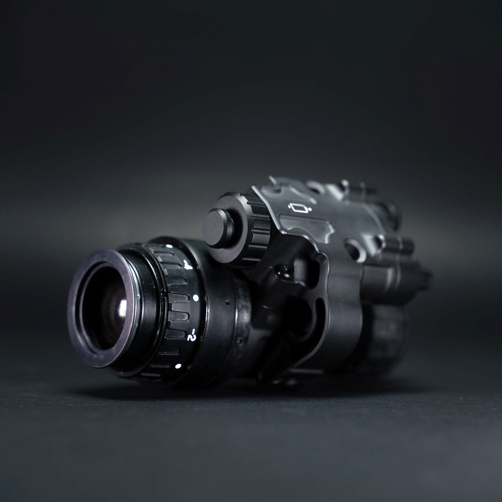 MH-14 | Gen 3 White Phosphor w/ Up to 3000 FOM & Manual Gain | Just 8.6 Oz & 50+ Hours of Runtime