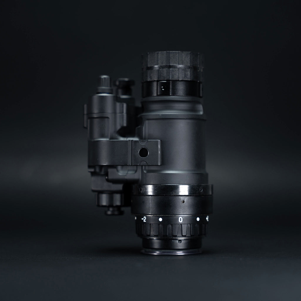 MH-14 | Gen 3 White Phosphor w/ Up to 3000 FOM & Manual Gain | Just 8.6 Oz & 50+ Hours of Runtime