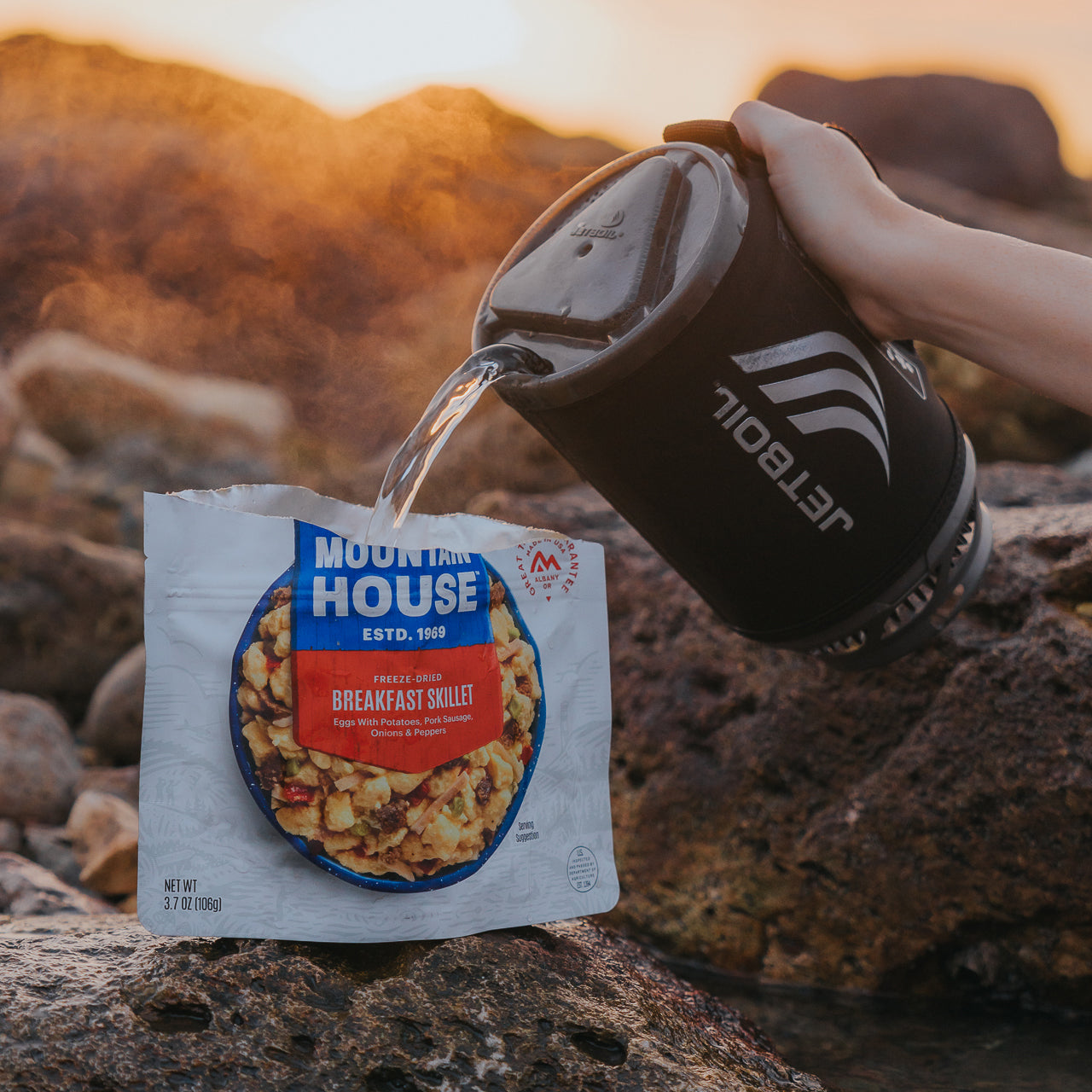 Mountain House Granola with Milk and Blueberries #10 Can